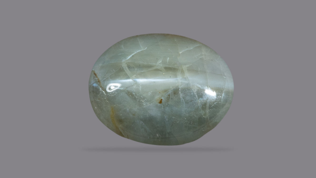 Cat's Eye (Lehsuniya) 2.97 Carats / 3.26 Ratti