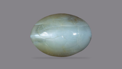 Cat's Eye (Lehsuniya) 9.11 Carats / 10.01 Ratti
