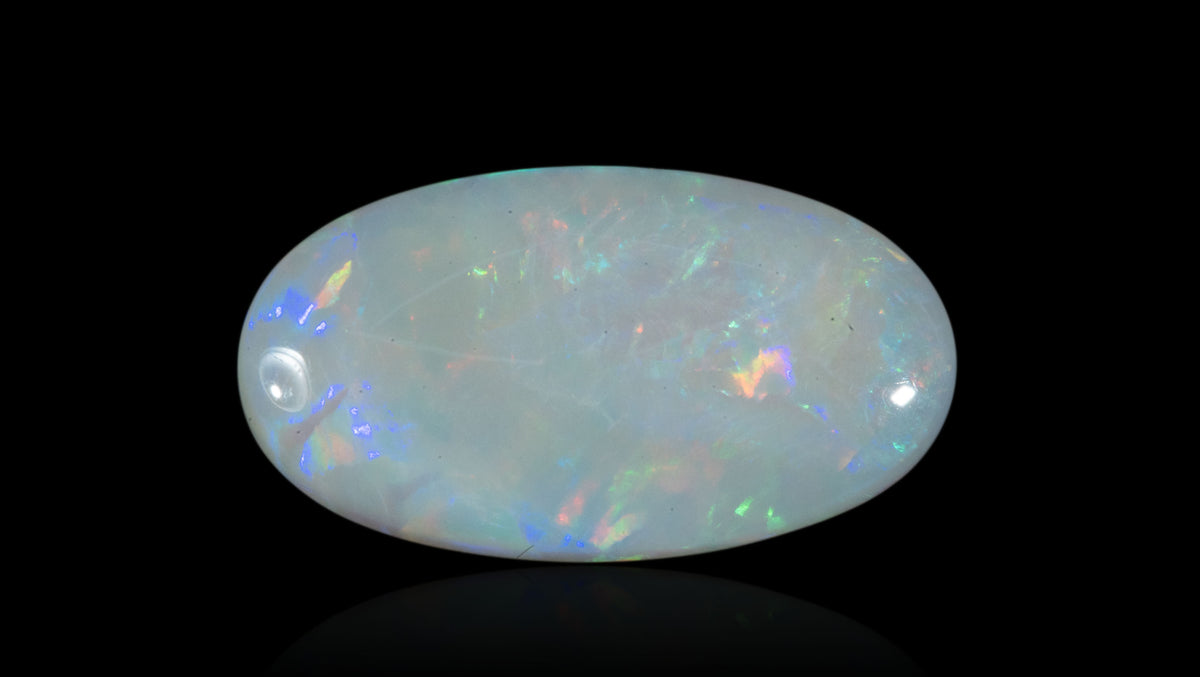 White Opal With Fire 5.44 Carats / 5.98 Ratti