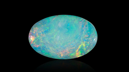 White Opal With Fire 2.91 Carats / 3.2 Ratti