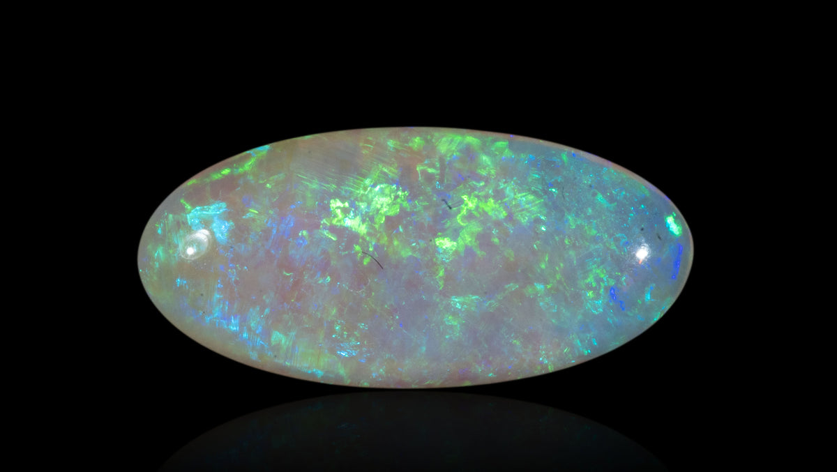 White Opal With Fire 3.41 Carats / 3.75 Ratti