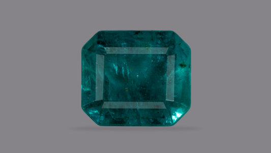 Zambian Emerald (Panna) 3.98 Carats / 4.37 Ratti