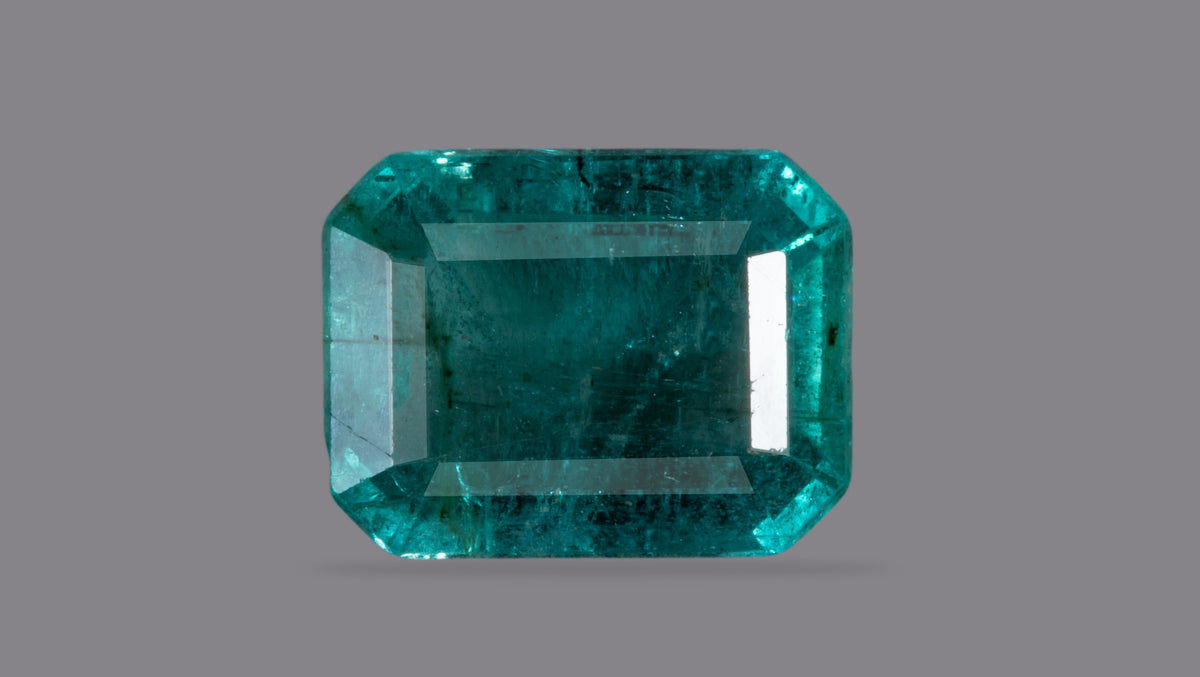 Zambian Emerald (Panna) 2.72 Carats / 2.99 Ratti