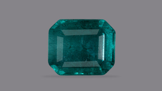 Zambian Emerald (Panna) 2.48 Carats / 2.73 Ratti