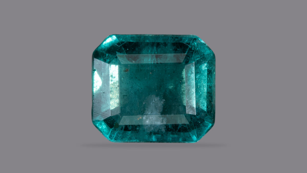 Zambian Emerald (Panna) 1.69 Carats / 1.86 Ratti