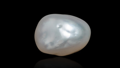 Venezuela Pearl12.96 Carats / 14.24 Ratti