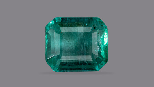 Zambian Emerald (Panna) 2.78 Carats / 3.05 Ratti