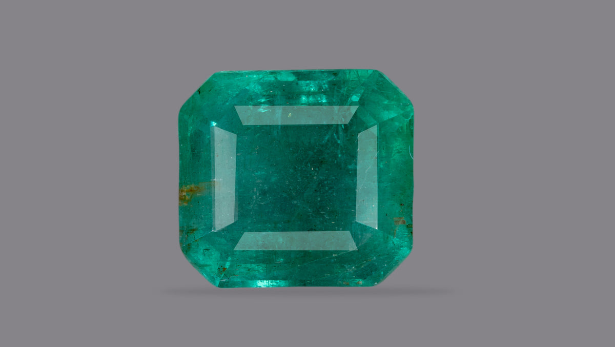 Zambian Emerald (Panna) 7.22 Carats / 7.93 Ratti