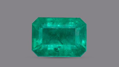 Zambian Emerald (Panna) 3.47 Carats / 3.81 Ratti