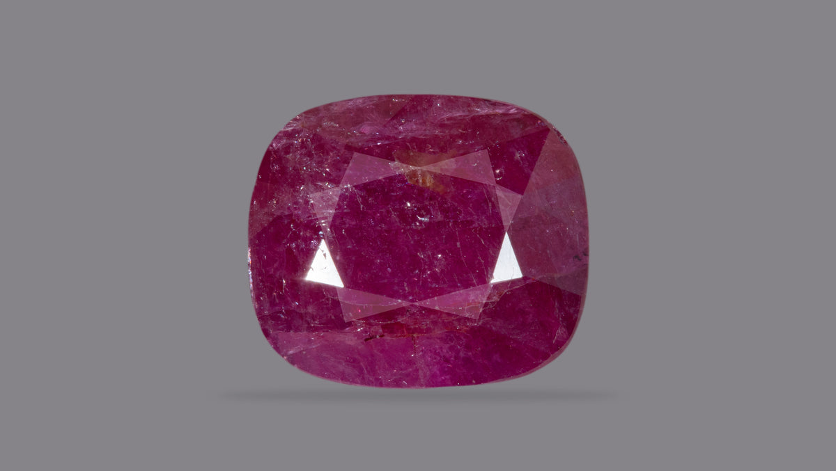 Madagascar Ruby (Manik) 6.48 Carats / 7.12 Ratti
