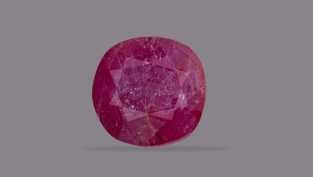 Mozambique Ruby (Manik) 3.95 Carats / 4.34 Ratti