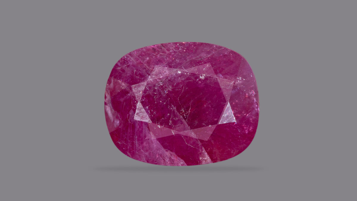 Madagascar Ruby (Manik) 6.40 Carats / 7.03 Ratti