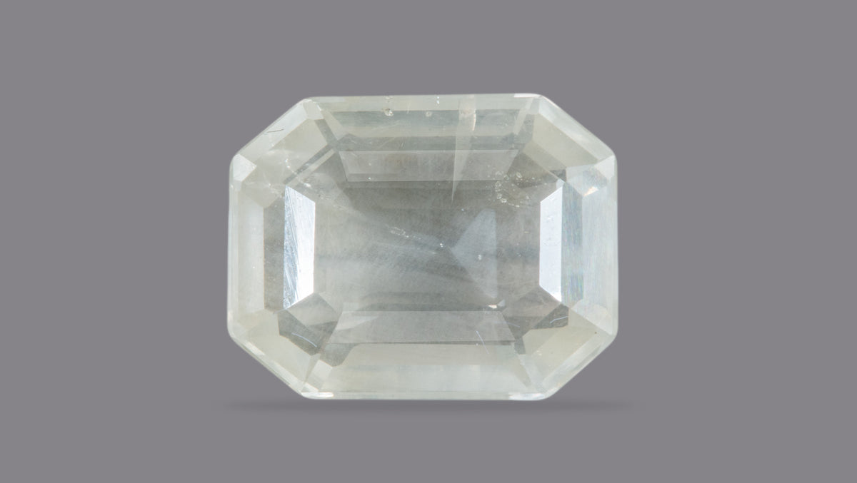 Natural Yellow Sapphire 6.69 Carats / 7.35 Ratti