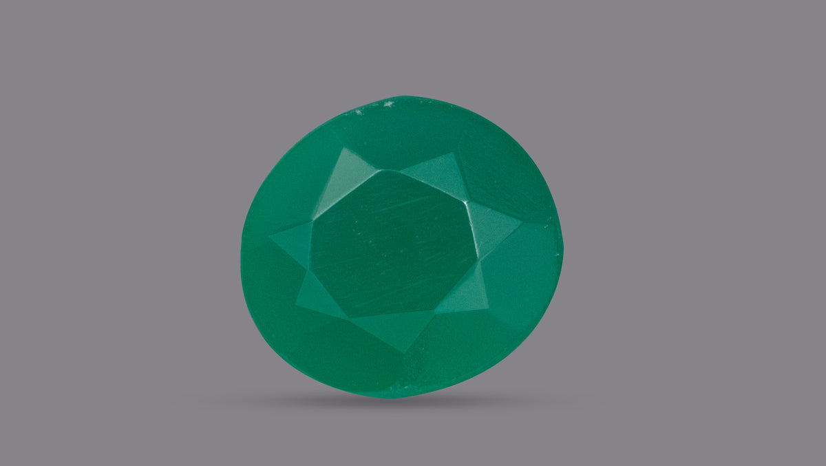 GREEN ONYX 3.85 CARATS / 4.23 Ratti