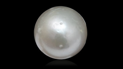South Sea Pearl8.81 Carats / 9.68 Ratti