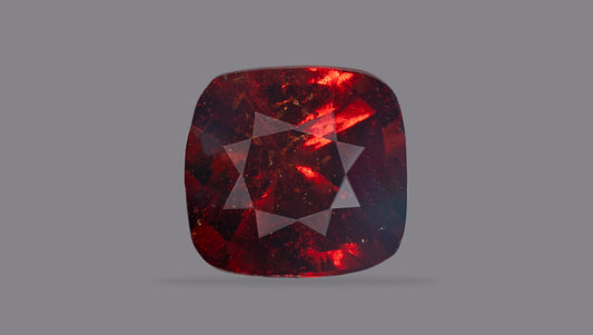 Sri-Lankan Hessonite (Gomed) 12.66 Carats / 13.91 Ratti
