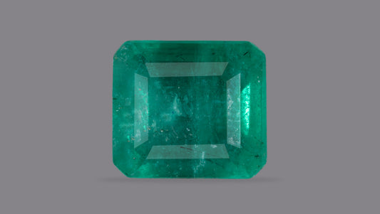 Zambian Emerald (Panna) 6.50 Carats / 7.14 Ratti