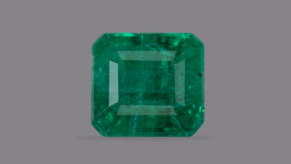 Zambian Emerald (Panna) 3.78 Carats / 4.15 Ratti