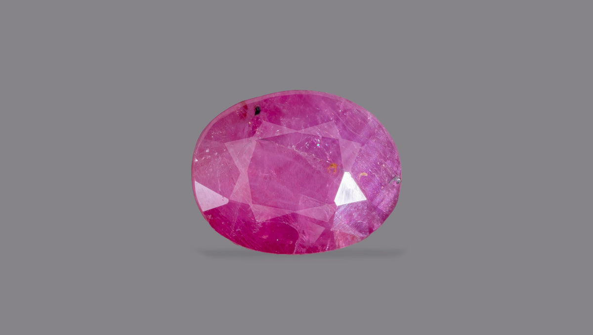 Burmese Ruby (Manik) 4.86 Carats / 5.34 Ratti