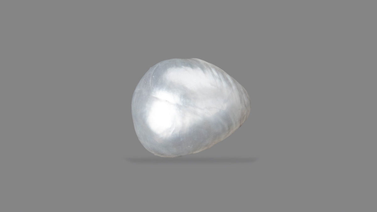 Basra Pearl 4.04 Carats / 4.44 Ratti