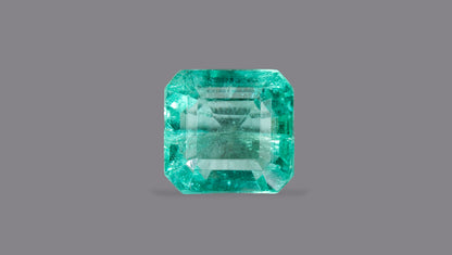 Zambian Emerald (Panna) 1.61 Carats / 1.77 Ratti
