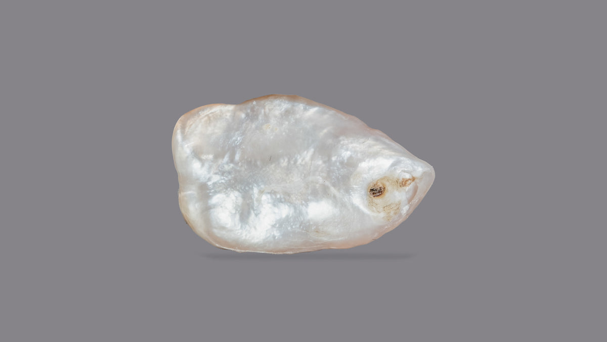 Basra Pearl 6.40 Carats / 7.03 Ratti