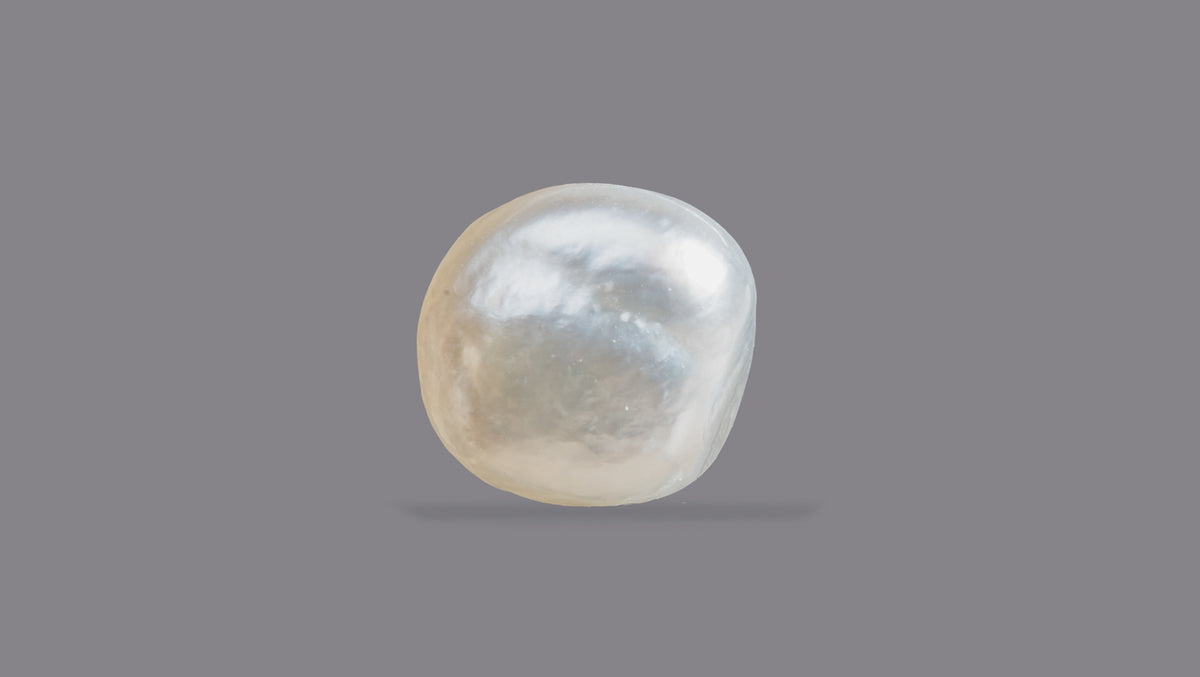 Basra Pearl 4.40 Carats / 4.84 Ratti