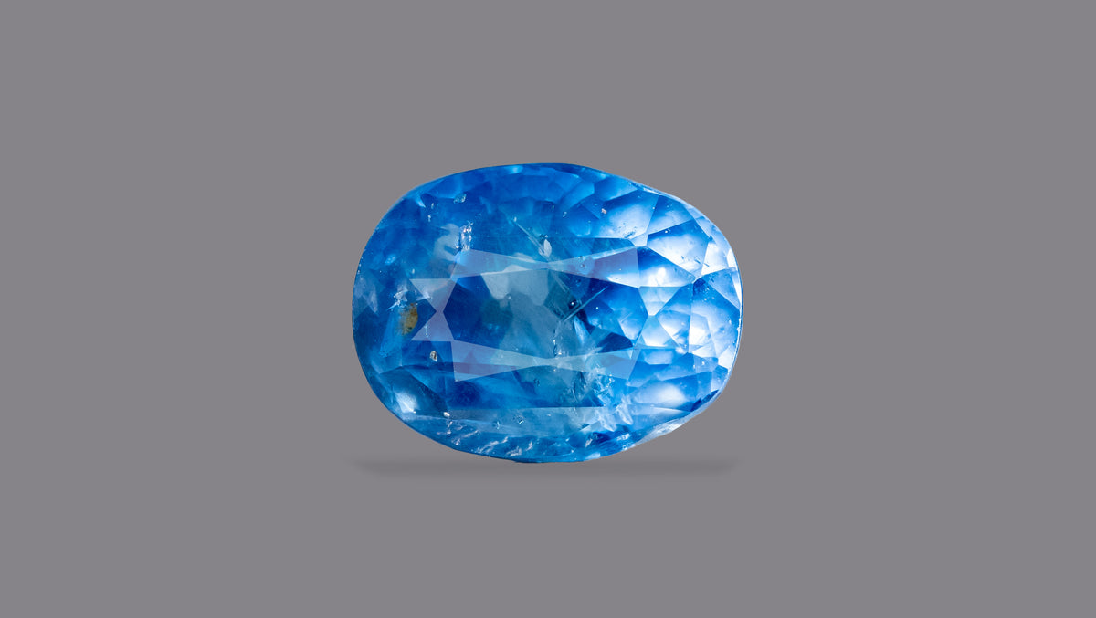 Natural Blue Sapphire 5.08 Carats / 5.58 Ratti