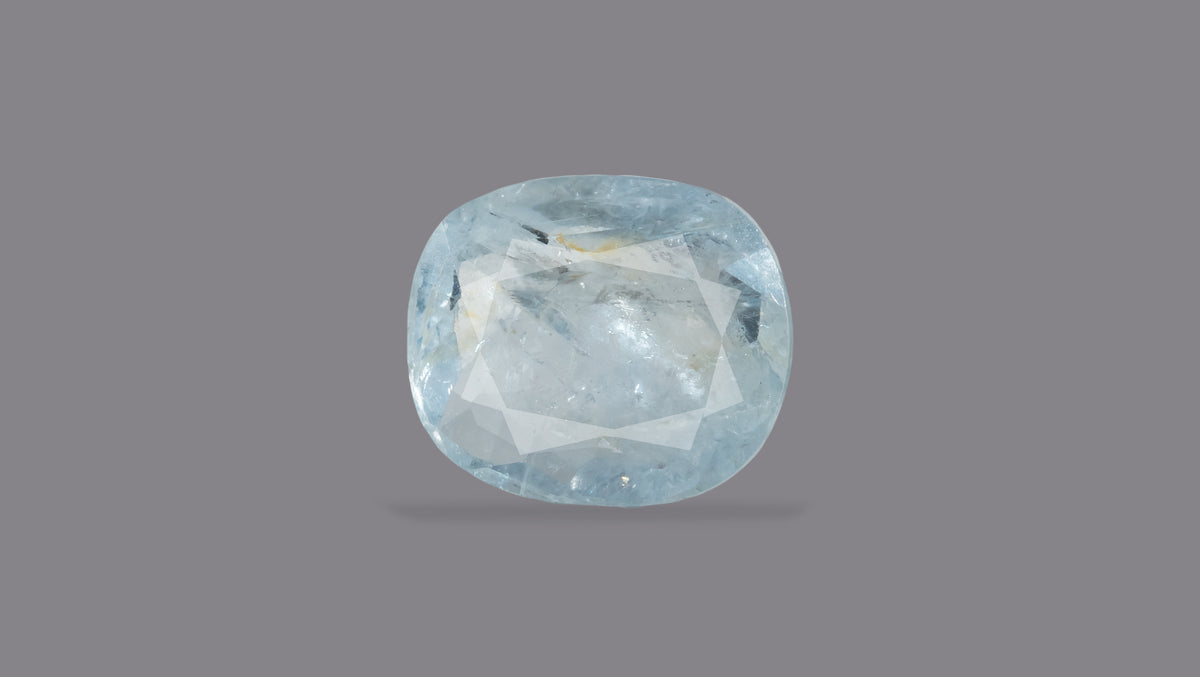 Natural Blue Sapphire 5.60 Carats / 6.15 Ratti