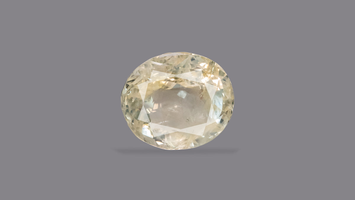 Natural Yellow Sapphire 8.44 Carats / 9.27 Ratti