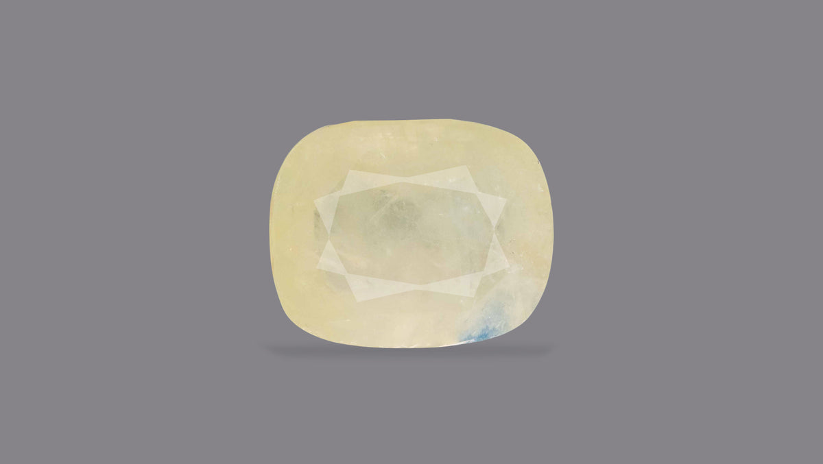 Natural Yellow Sapphire 13.94 Carats / 15.32 Ratti