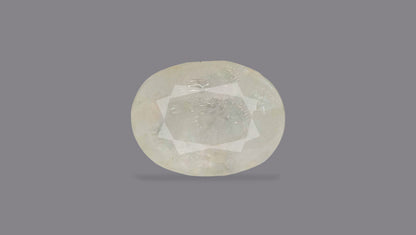 Natural Yellow Sapphire 4.09 Carats / 4.49 Ratti