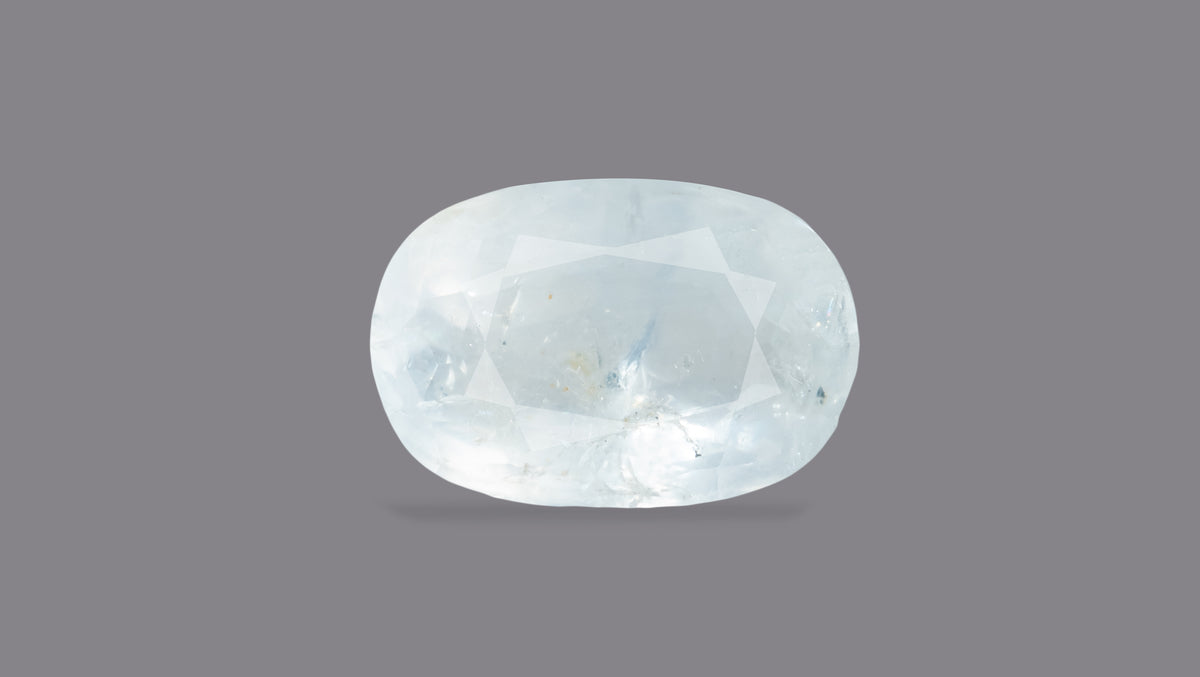 Natural Blue Sapphire 5.38 Carats / 5.91 Ratti