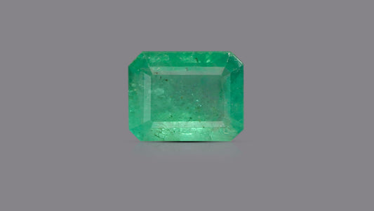 Zambian Emerald (Panna) 4.45 Carats / 4.89 Ratti