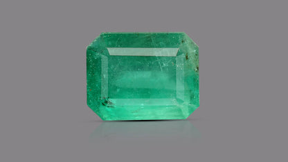 Zambian Emerald (Panna) 4.84 Carats / 5.32 Ratti