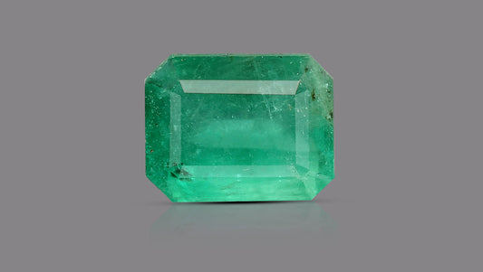 Zambian Emerald (Panna) 4.84 Carats / 5.32 Ratti