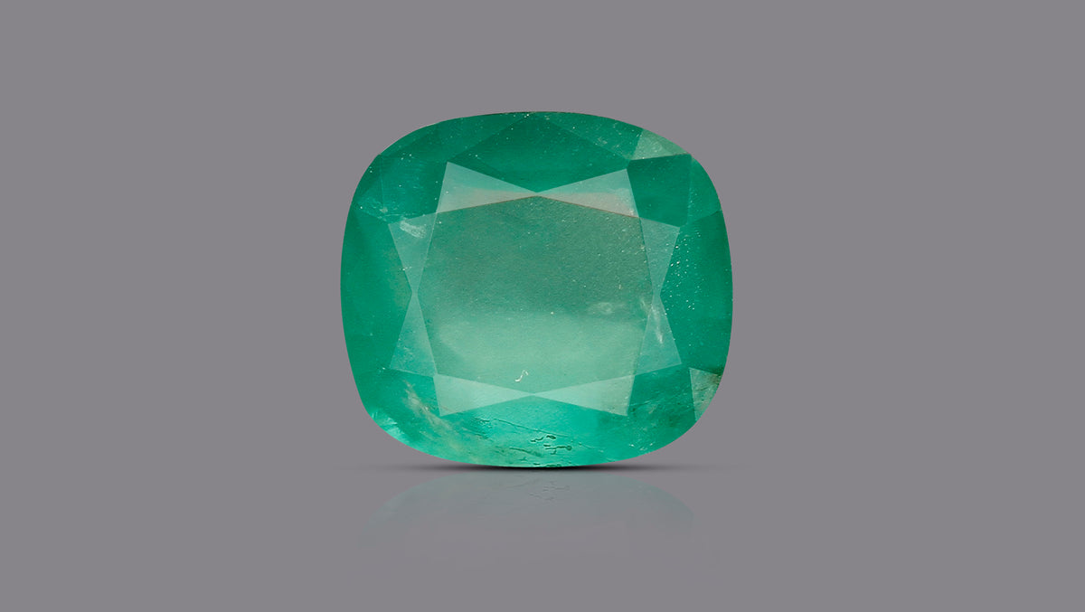 Zambian Emerald (Panna) 5.14 Carats / 5.65 Ratti