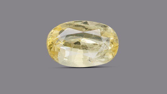 Natural Yellow Sapphire 5.11 Carats / 5.62 Ratti