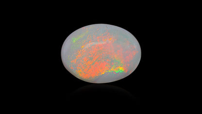 White Opal With Fire 4.71 Carats / 5.18 Ratti