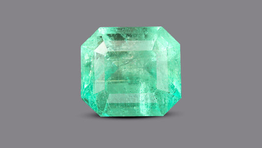 Columbian Emerald (Panna) 7.46 Carats / 8.2 Ratti