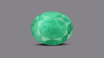 Zambian Emerald (Panna) 7.19 Carats / 7.9 Ratti
