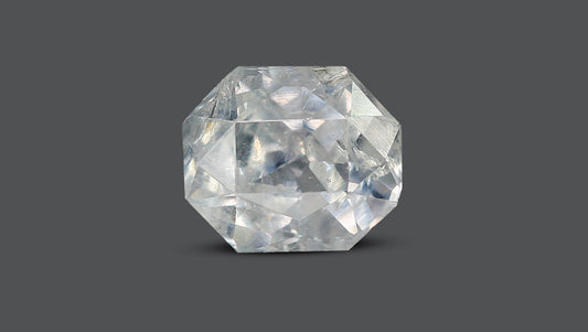 Natural White Sapphire 2.91 Carats / 3.2 Ratti
