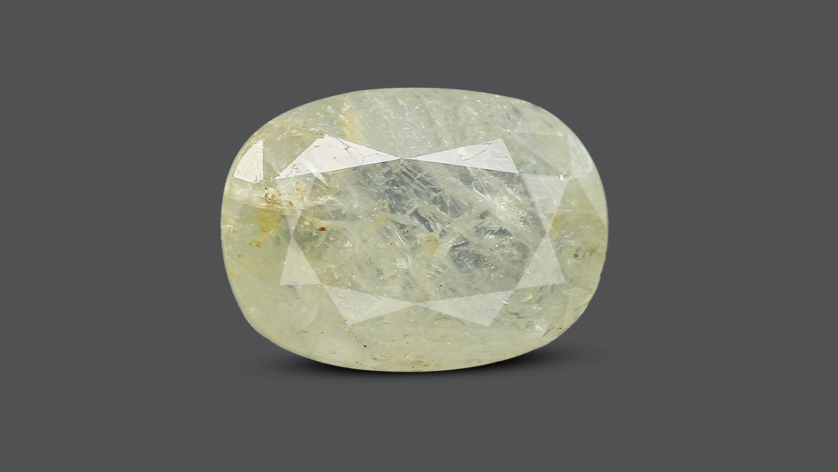 Natural White Sapphire 8.10 Carats / 8.9 Ratti
