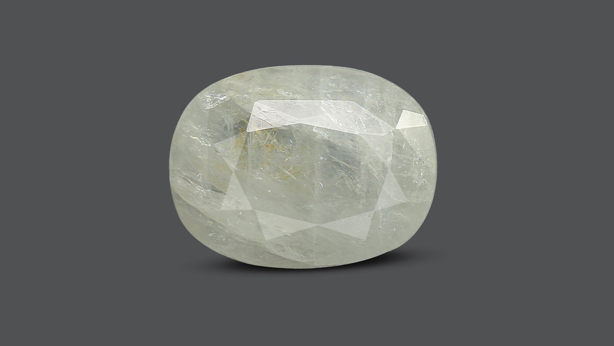Natural White Sapphire 9.45 Carats / 10.38 Ratti
