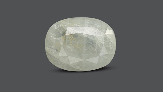 Natural White Sapphire 9.45 Carats / 10.38 Ratti