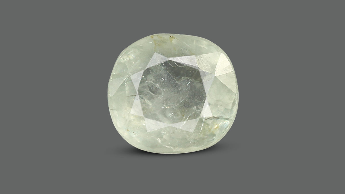 Natural Pitambari 3.96 Carats / 4.35 Ratti