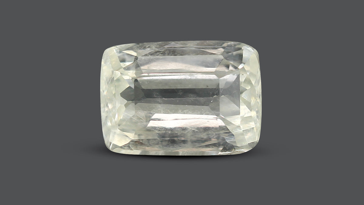 Natural White Sapphire 4.82 Carats / 5.3 Ratti