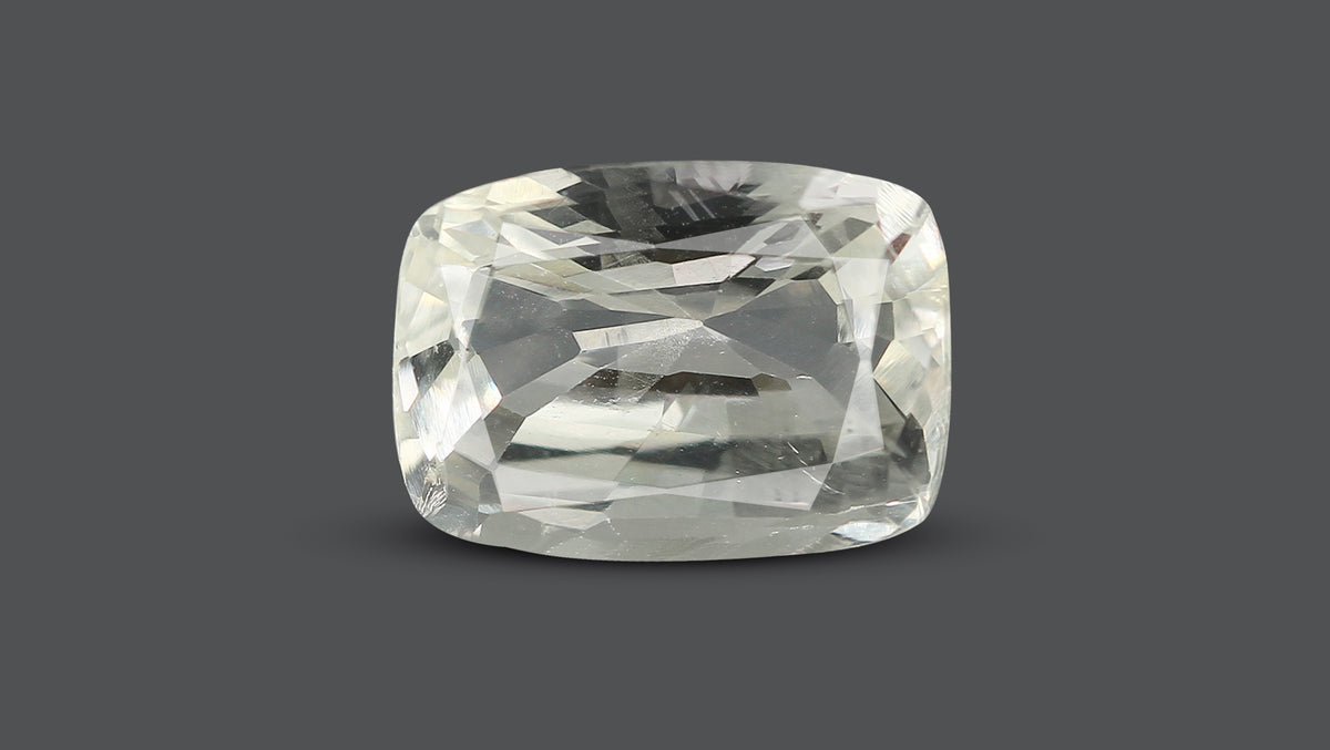 Natural White Sapphire 4.71 Carats / 5.18 Ratti