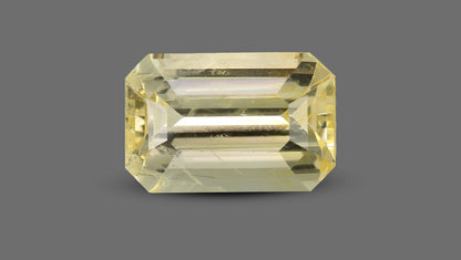 Natural Yellow Sapphire 5.87 Carats / 6.45 Ratti