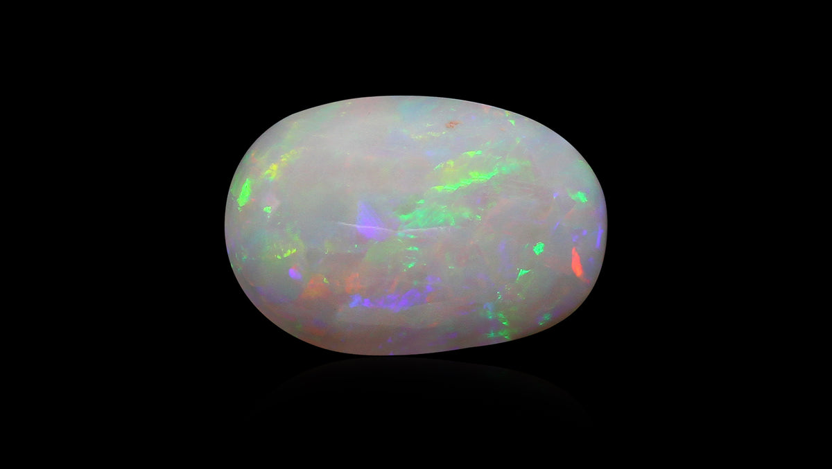 White Opal With Fire 4.99 Carats / 5.48 Ratti